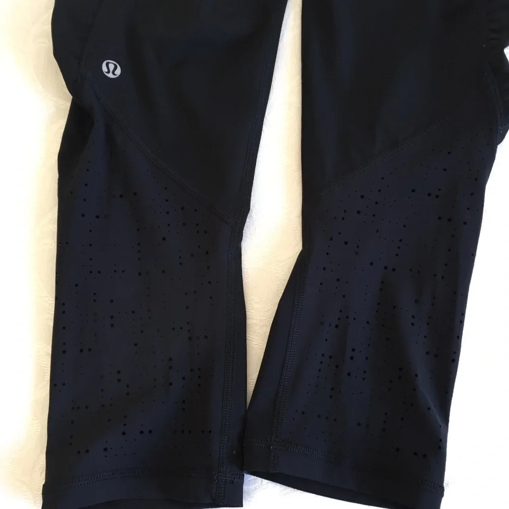 Lululemon Water Bound Crop